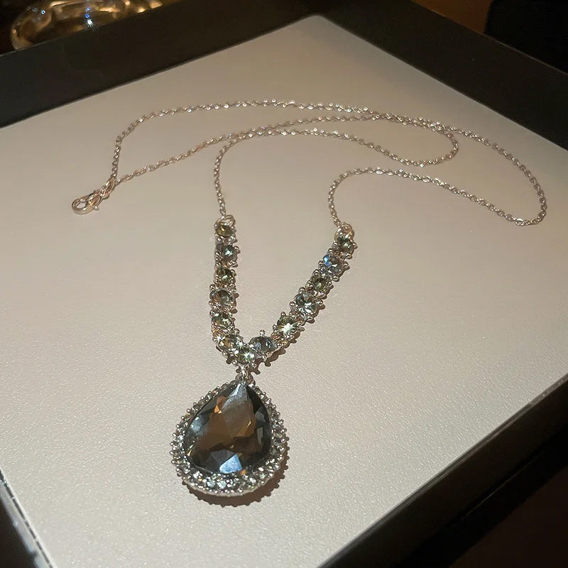 Super Sparkling Crystal Necklace